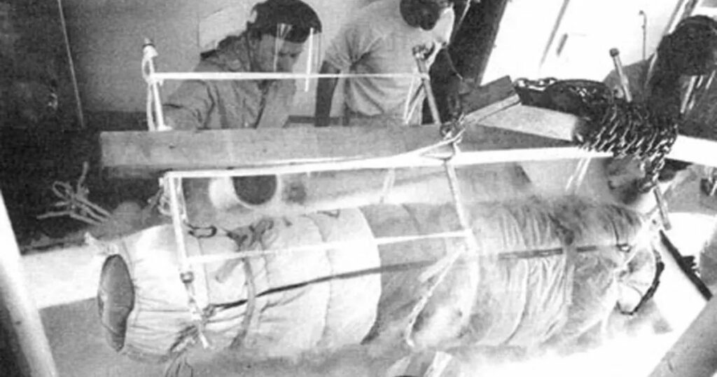 body being suspended into cryonics