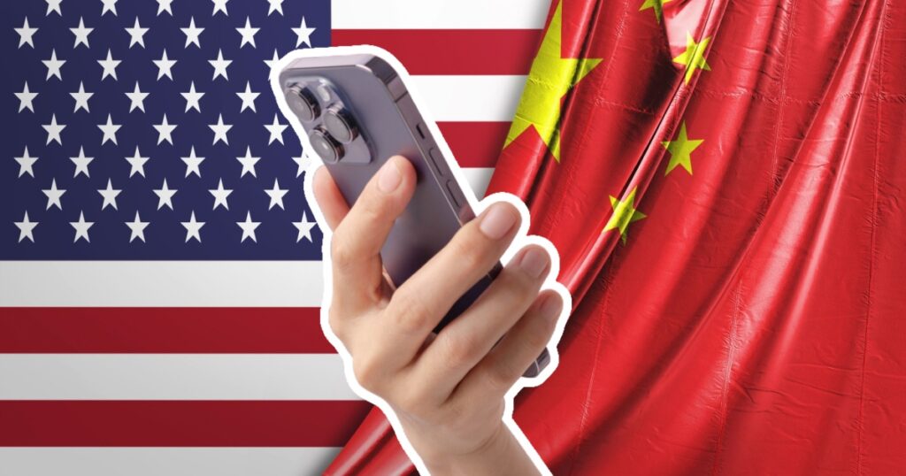 iPhone and Android Users Advised to Stop Texting After Colossal Hack - Featured image
