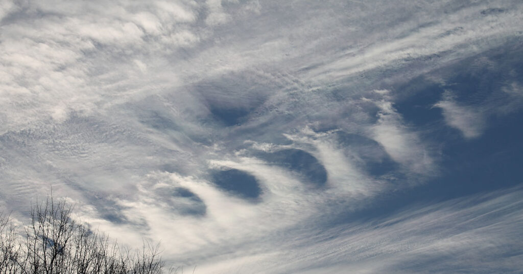Kelvin-Helmholtz Clouds: The Sky’s Version of Ocean Waves - Featured image