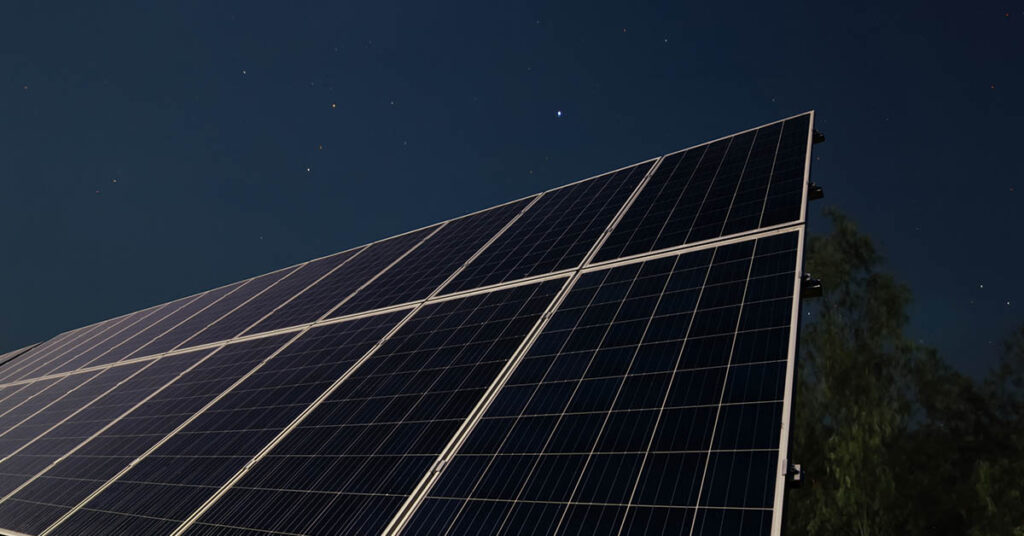 New Innovation Harnesses Solar Energy to Produce Electricity After Dark - Featured image