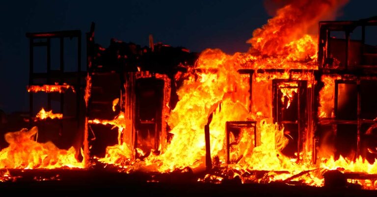 Before the Fire: Thousands of Los Angeles Homeowners Were Dropped by Their Insurers - Featured image