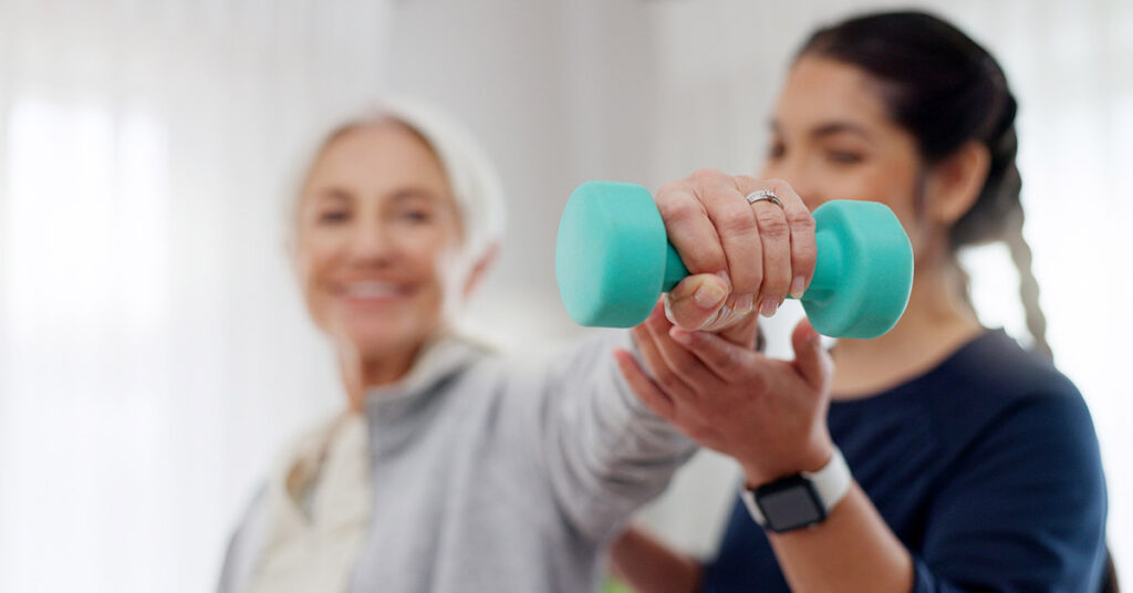 At 71, She Began Working Out After Gaining 20 Pounds—and Transformed 50% of Her Body Composition Into Muscle in One Year - Featured image