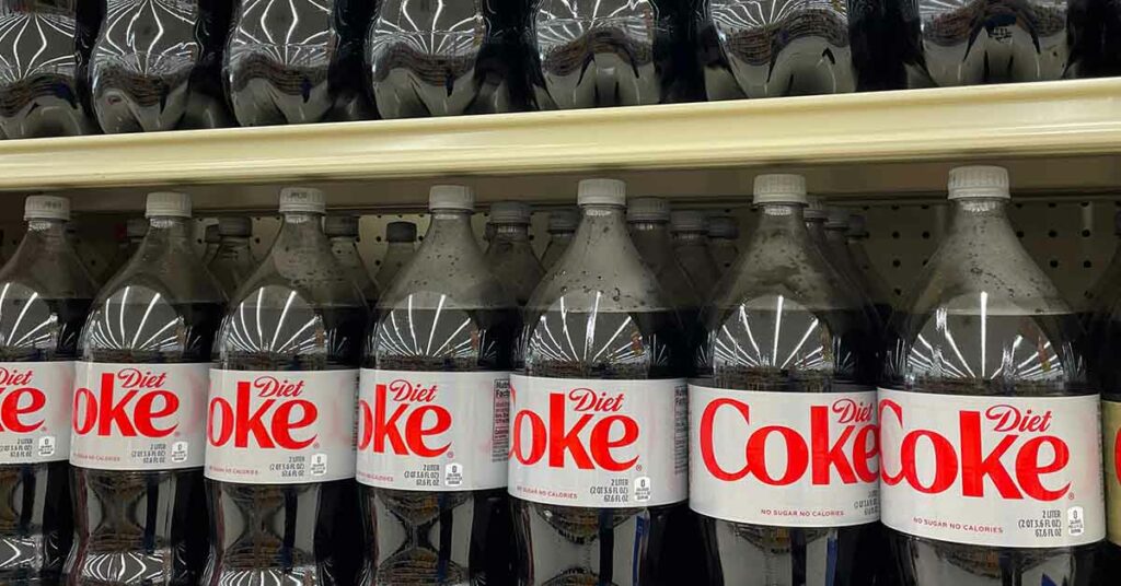Everything You Should Know Before Sipping That Next Diet Coke - Featured image