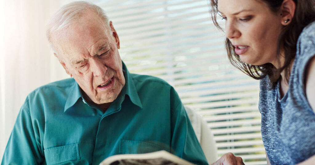 Specialists Point Out Phrases That Might Suggest Dementia - Featured image