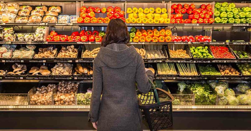 8 Types Of Foods That May Help To Reduce Cancer Risk - Featured image