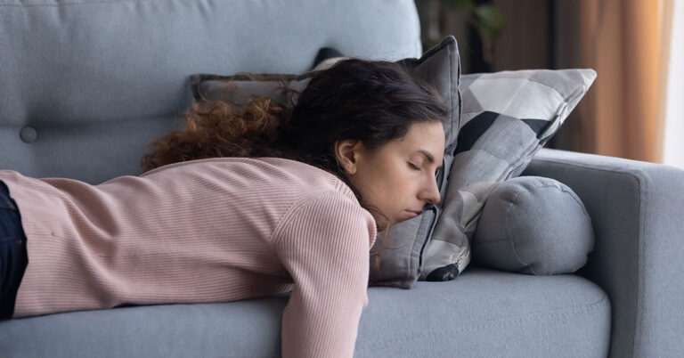 10 Physical Symptoms You Might Experience With Depression - Featured image