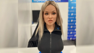 Meet Aria: The Humanoid Robot Girlfriend Designed to Redefine