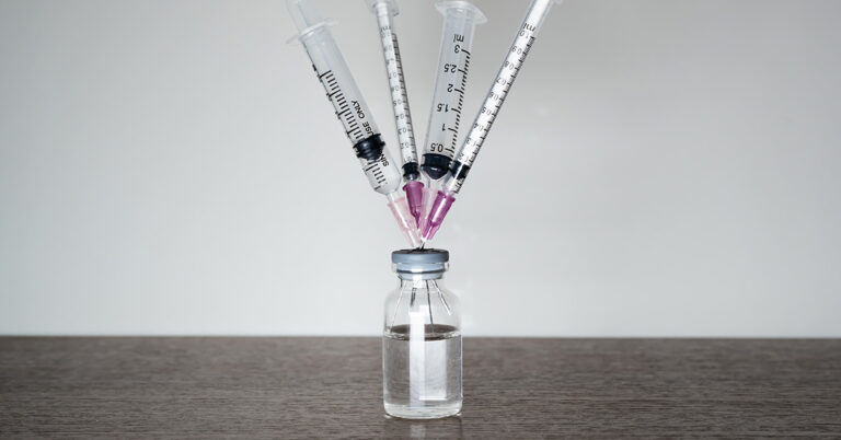 Iowa Moves Forward with Legislation to Prohibit mRNA Vaccines - Featured image