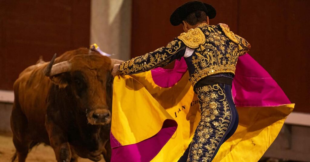 Mexico City Bans Bullfighting, Ending a 500-Year Tradition Amidst Widespread Protests - Featured image