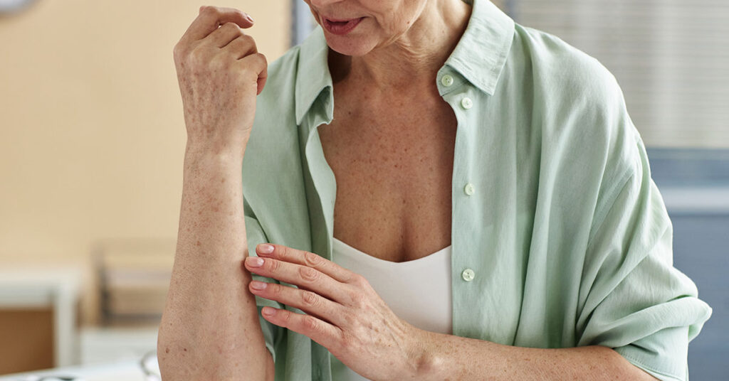 8 Autoimmune Symptoms You Could Be Overlooking - Featured image