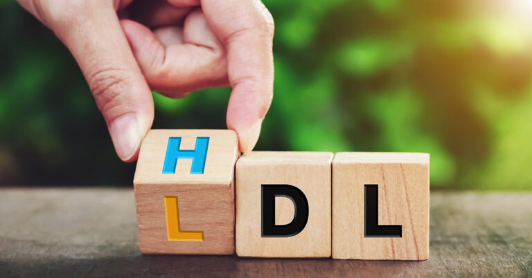 6 Warning Signs of High Cholesterol You Might Notice While You’re Walking - Featured image