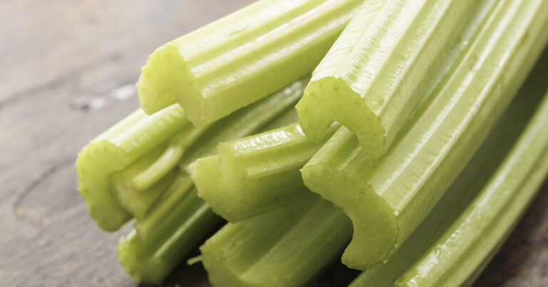 Celery Sold at Walmart Recalled in 28 States Due to Possible Contamination - Featured image