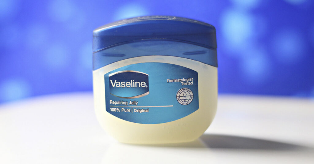 10+ Genius Beauty Uses for Vaseline: Skin, Lips, and Hair Tips You’ll Love - Featured image