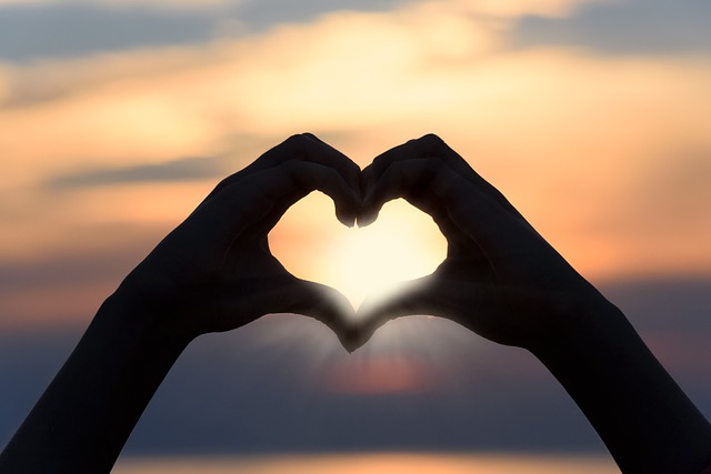 hands making heart sign