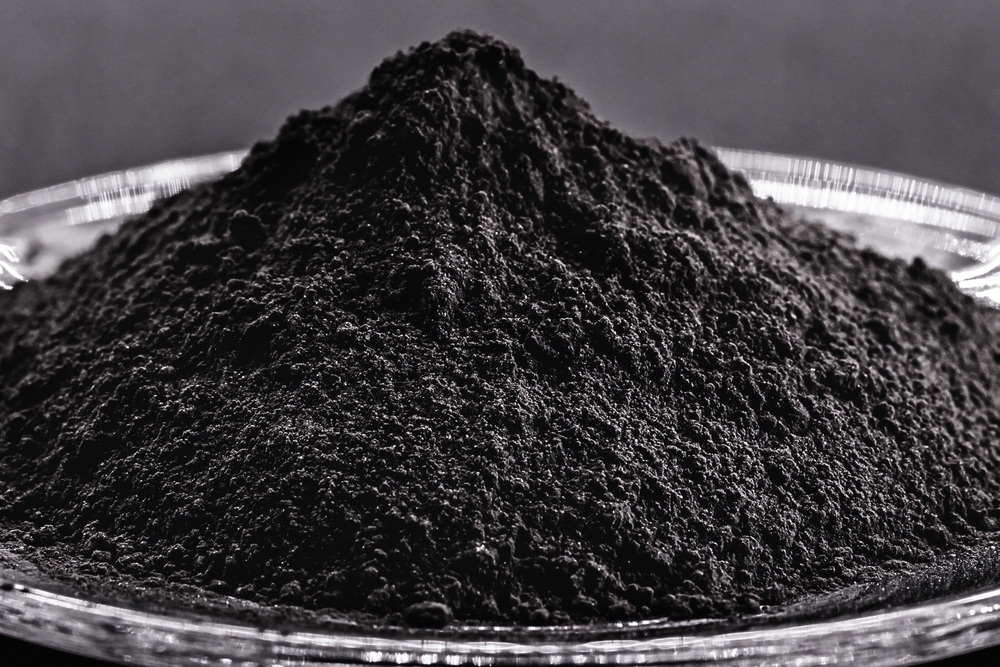 Leonardite extract, humic and fulvic acids used to improve soil structure, retain nutrients, and promote a healthy microbiota.