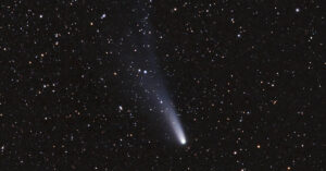 Catch Halley’s Comet Debris During the Stunning Eta Aquarid Meteor Shower Comet in the night sky