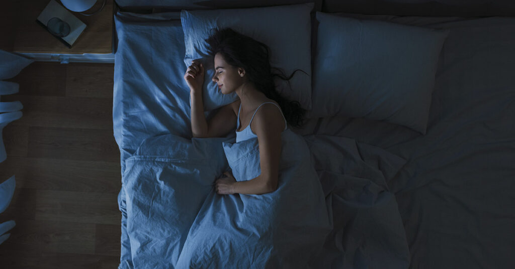 The Most Dangerous Time to Sleep: Doctor Warns It Could Cause 4 Health Problems - Featured image