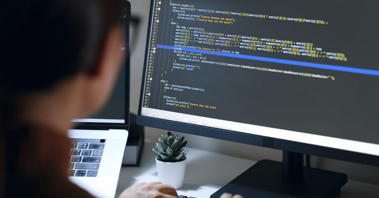 AI Took His $150K Software Engineering Job, Now He’s Been Rejected by 800 Employers and Forced to DoorDash While Living in a Trailer - Featured image