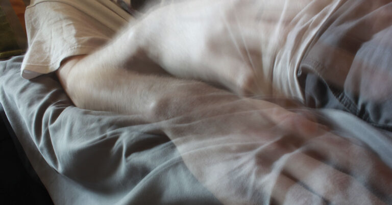 Woman Says Death Is An Illusion After Being Dead for 8 Minutes - Featured image