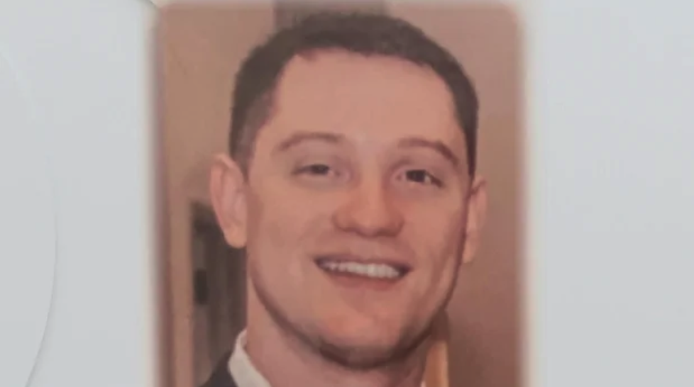 A headshot photo of Ryan Kingerski, a young man with dark hair smiling at the camera, who experienced severe pain and vision problems after his 12-second procedure at LasikPlus in Pittsburgh.