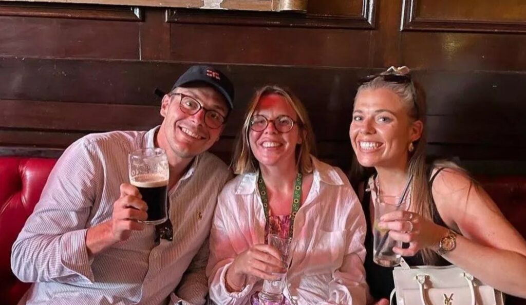 Gemma with siblings