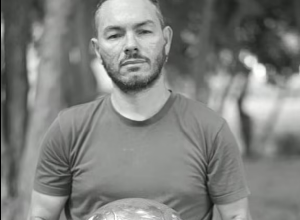 El Potro con la esfera