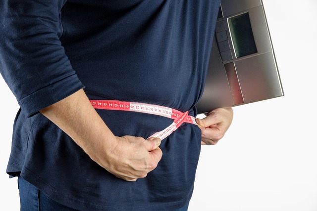 measuring waist
