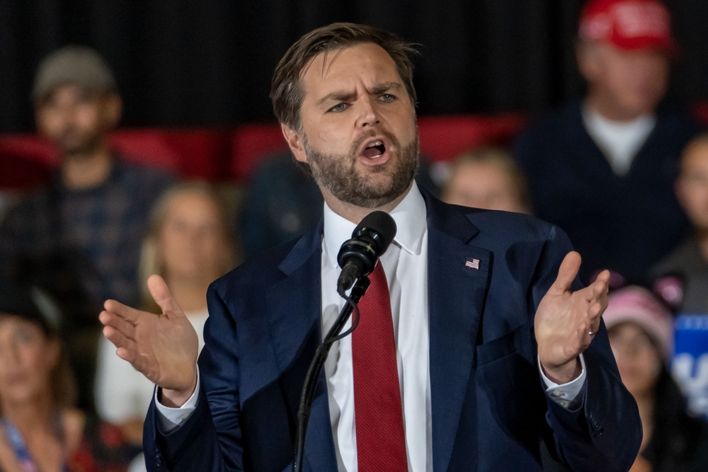 Atlanta, Georgia, USA—4th Nov, 2024. Ohio Senator JD Vance speaks at the Vice-Presidential Nominee’s election rally in Atlanta, Georgia, one day before Trump-Vance's victory in the elections.