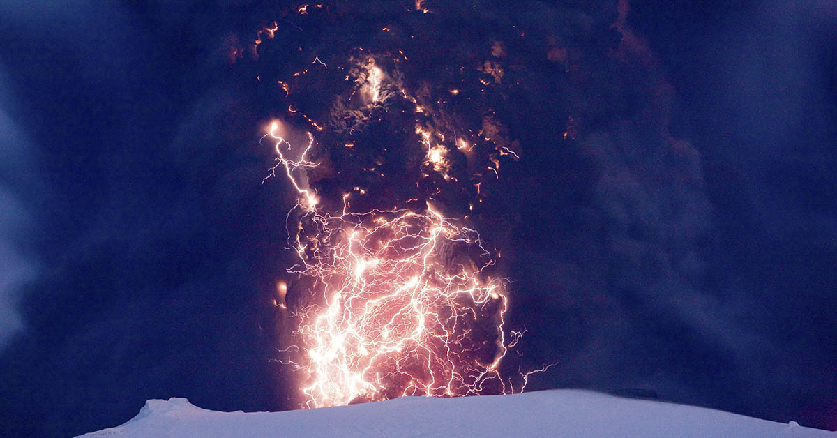 Volcanic Lightning