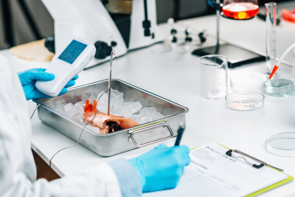Food quality control inspection of sea fish - Measuring concentrations of heavy metals, searching for the presence of lead, mercury, cadmium