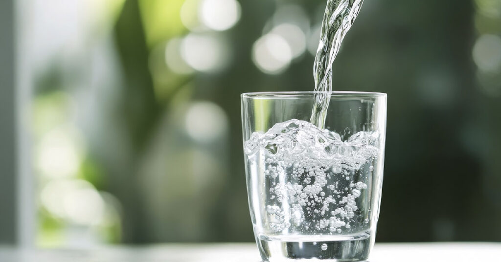 Think Water Hydrates Best? Science Says Otherwise - Featured image