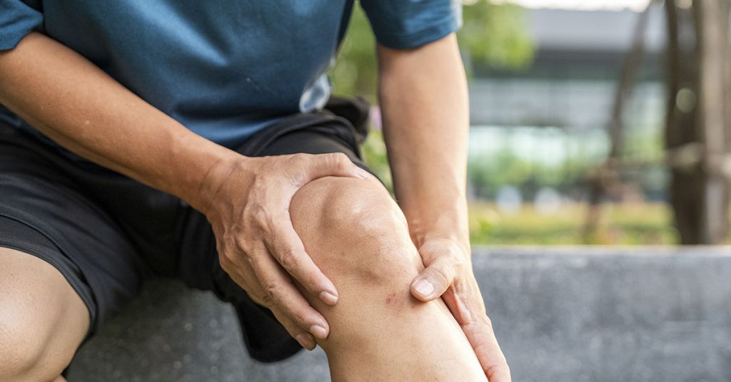 9 Ways To Help Keep Your Joints Healthy as You Age - Featured image