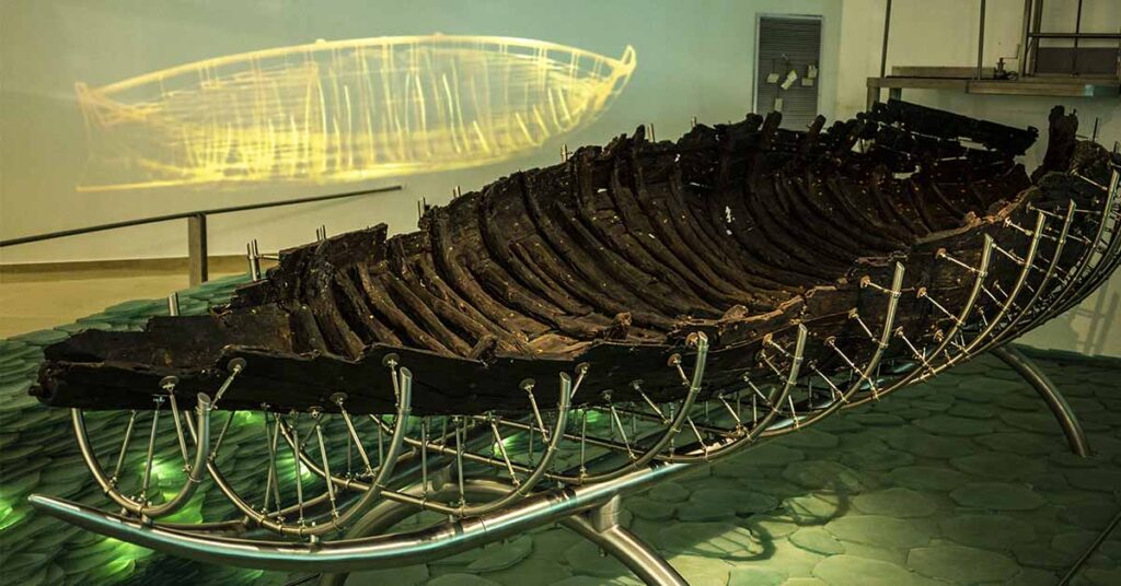 2,000-Year-Old ‘Jesus Boat’ Discovered Near the Sea of Galilee - Featured image