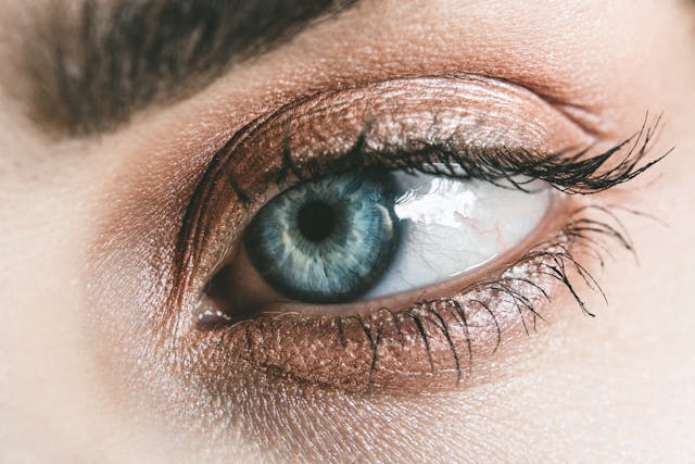 blue eye close up