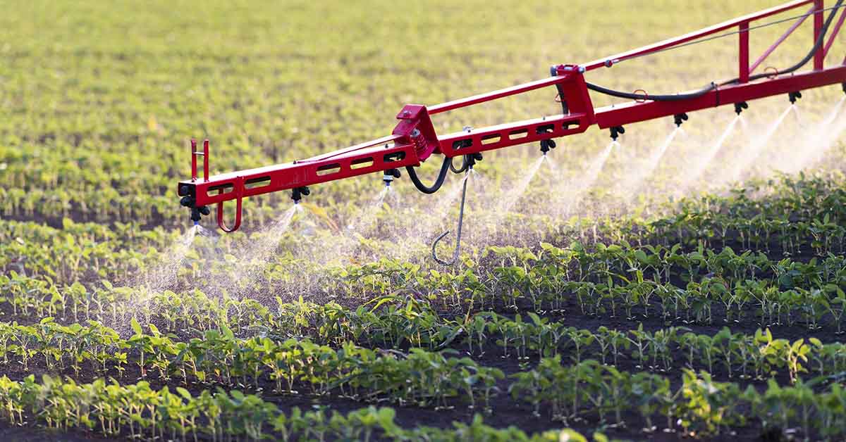Widely Used Weedkiller Chemical Linked to Organ and Gut Damage