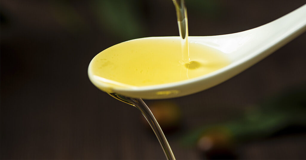 4 Registered Dietitians Were Asked to Name the Healthiest Cooking Oil, and They All Said the Same Thing - Featured image