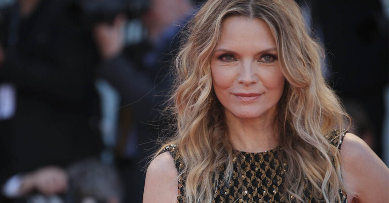 Michelle Pfeiffer Launched Extraordinary Attack on Bill Gates and Suggests He’ll Contaminate America’s Food Supply - Featured image