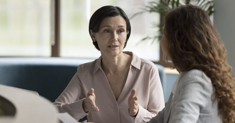 10 Rude Habits That Could Actually Be Signs of Intelligence - Featured image