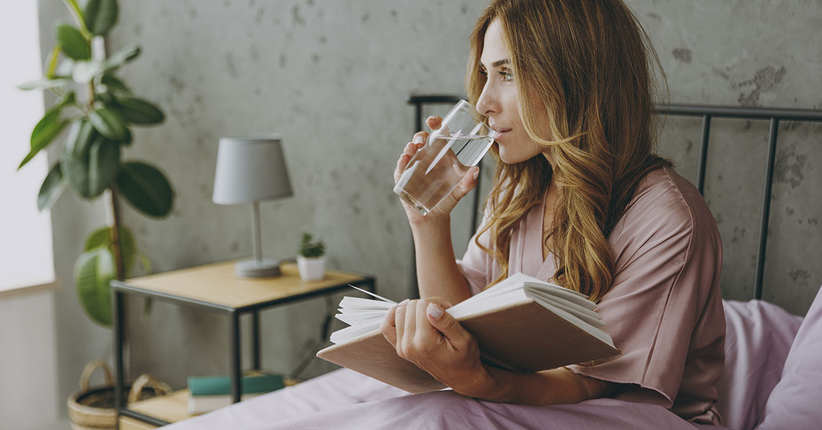 Stroke Prevention Tips: 3 Things to Avoid After Eating and 4 Before Bedtime