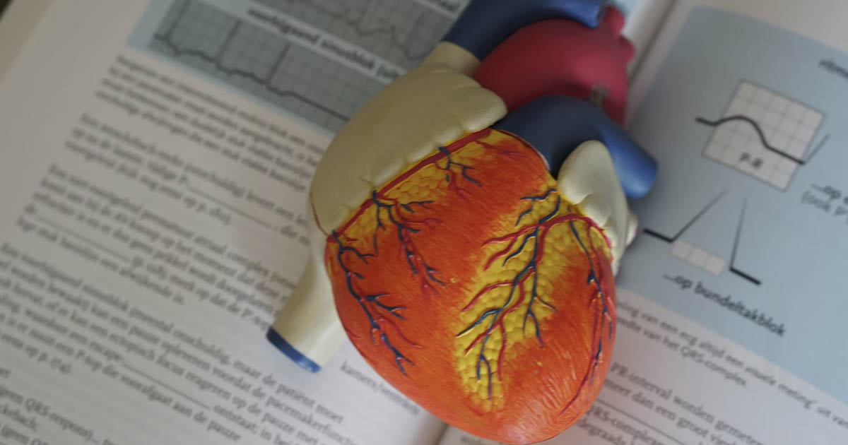 3 things to avoid after eating and 4 before going to bed 3 things to avoid after eating and 4 before going to bed