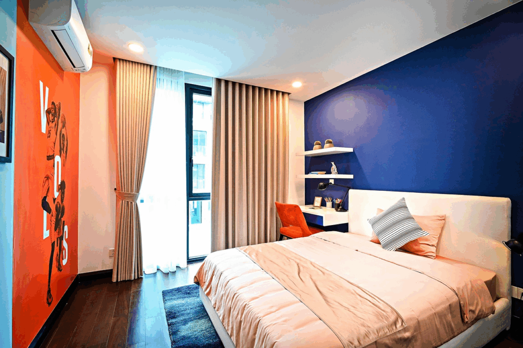 busy wall art bedroom