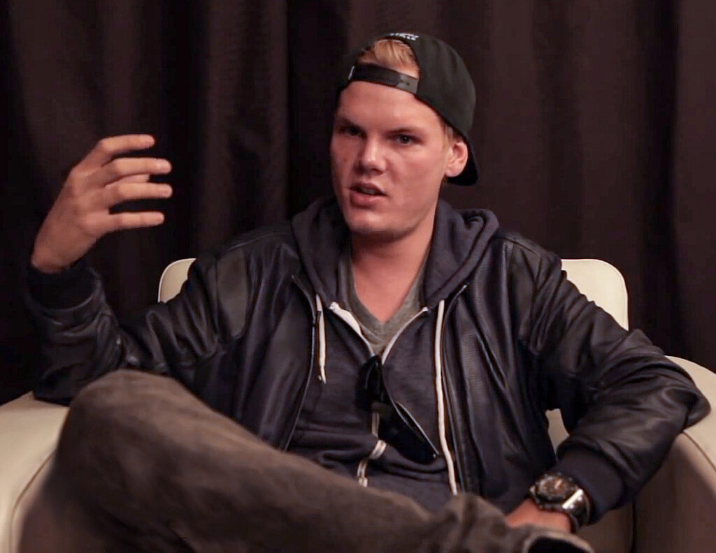 Avicii being interviewed for GlobalGrindTV in 2012