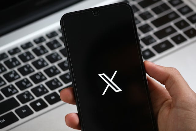 X on a cellphone