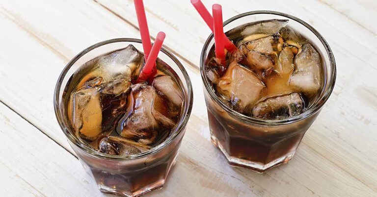 Time Lapse Shows What Happens to a Glass of Coke and Coke Zero After 100 Days at Room Temperature - Featured image