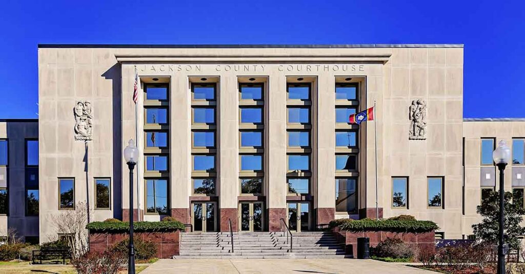 Aesthetic Misfires: 100 U.S. Public Buildings That Are Just… Ugly - Featured image