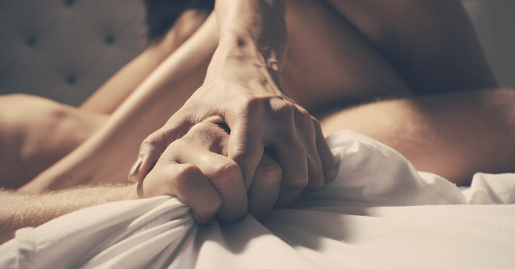 The Best Time to Have Sex, According to Your Age Group - Featured image