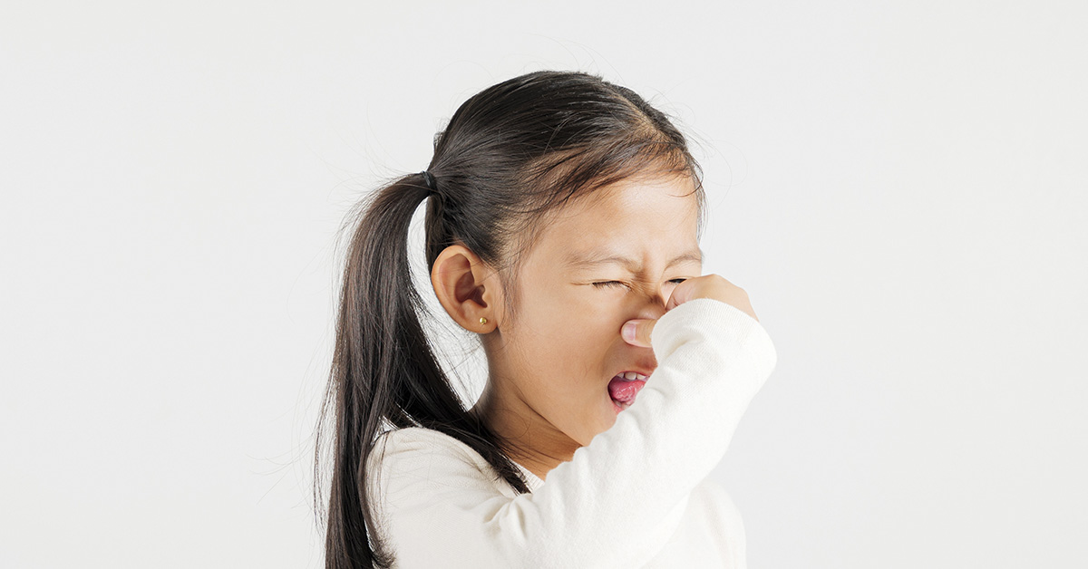 Mother Stunned After Doctor Removes Strange Cause of Son’s Bad Breath