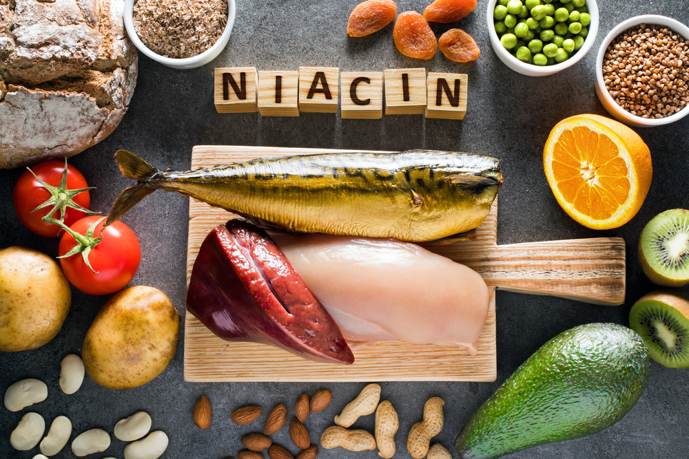 Foods high in Niacin (Vitamin B3) as liver, chicken breast, mackerel, bread, wheat bran, buckwheat, potatoes, tomatoes, bean , almonds, peanuts, green peas, dried apricots, kiwi, orange and avocado