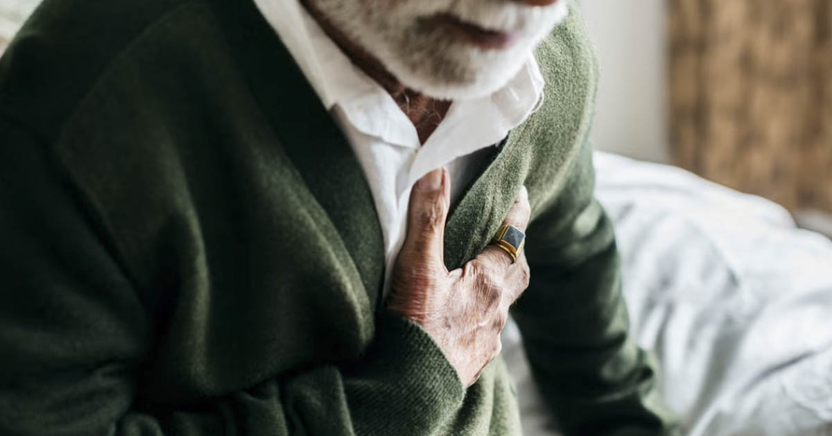 4 warning signs your body is giving you before a heart attack