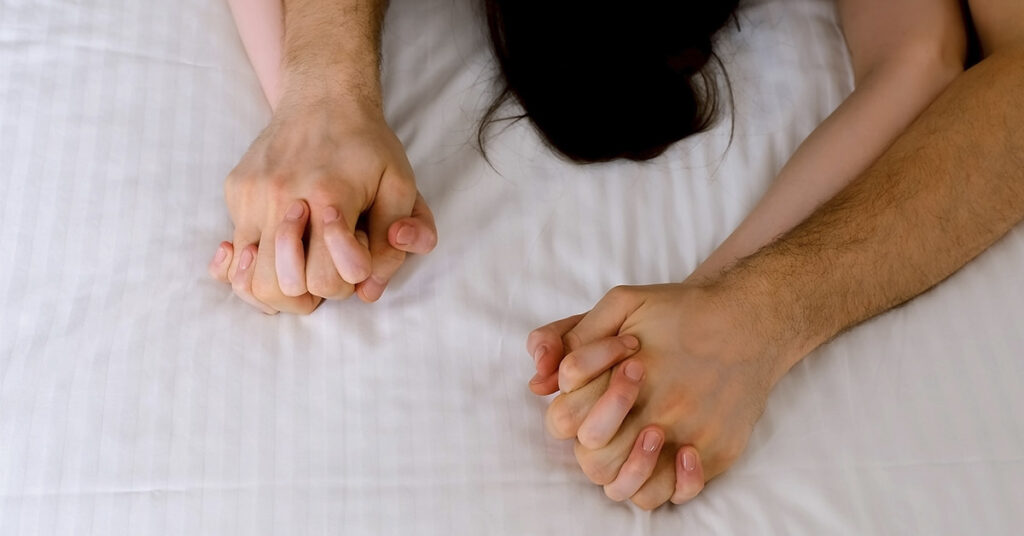 Why Sex Can Trigger Emotional Attachment, According to Psychology - Featured image